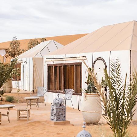 Caravanserai Luxury Desert Tented Camp Merzouga Bagian luar foto