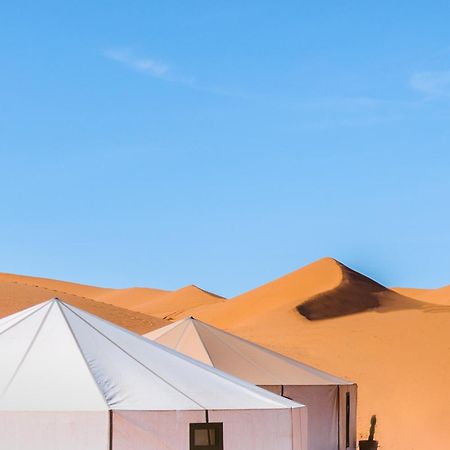 Caravanserai Luxury Desert Tented Camp Merzouga Bagian luar foto