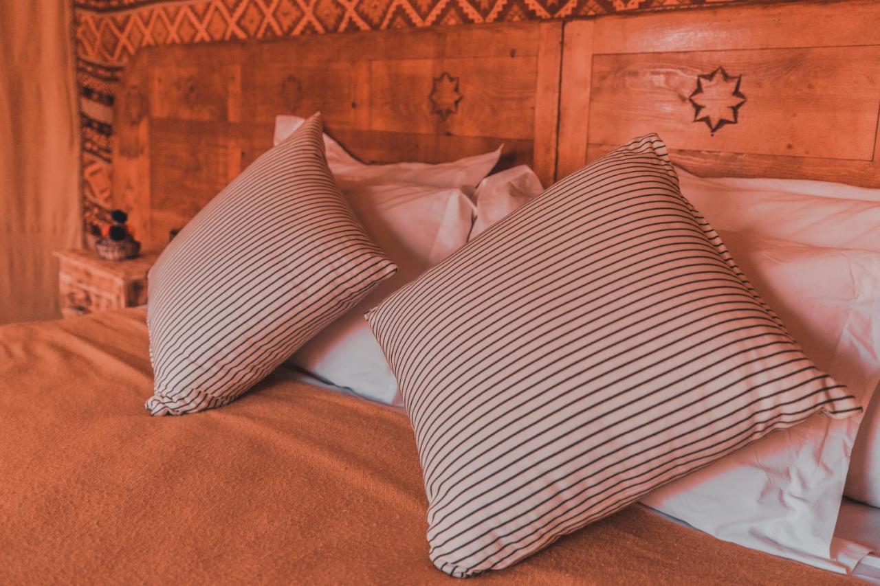 Caravanserai Luxury Desert Tented Camp Merzouga Bagian luar foto